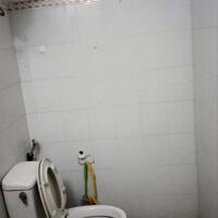 Cho thuê nhà ngõ 102 Trường Chinh, 4.5 tầng x 35m2, 12 Triệu làm kho, KD online, văn phòng