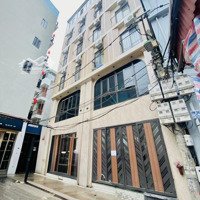 Toà Căn Hộ Dịch Vụ Cao Cấp Phạm Văn Đồng - Sát Thành Phố Giao Lưu - Apartment 6 Tầng Thang Máy