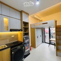 Toà Căn Hộ Dịch Vụ Cao Cấp Phạm Văn Đồng - Sát Thành Phố Giao Lưu - Apartment 6 Tầng Thang Máy