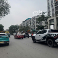 Bán Biệt Thự Pháp Vân- Hoàng Mai- Diện Tích: 260M*4 Tầng Thang Máy*Mt14M* Giá Bán 51 Tỷ. Sát Phố Kd Đỉnh