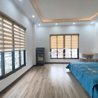 Bán Nhà Phân Lô Bộ Công An Ngõ 1150 Đường Láng Ô Tô Chạy Quanh Nhà, Ngõ Thông Gần Phố Giá: 12 Tỷ!