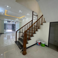 Bán Nhà 50M2 Ngõ Riêng, Sổ Đỏ Riêng Cạnh Chợ Xốm, Trường Cấp 3 Hưng Đạo, Đại Học Đại Nam 6 Phòng