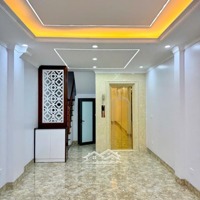 Bán Nhà Trung Tâm Cầu Giấy 6 Tầng 45M2 ,Nhà Mới Thang Máy ,Oto Đỗ Cửa 11 Tỷ Liên Hệ: 0982286191