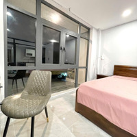 Căn Hộ Cao Cấp Rộng Rãi Full Nội Thất - Ngay Tại Vòng Xoay Lăng Cha Cả, Hoàng Văn Thụ