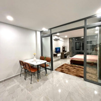 Căn Hộ Cao Cấp Rộng Rãi Full Nội Thất - Ngay Tại Vòng Xoay Lăng Cha Cả, Hoàng Văn Thụ