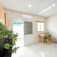 1 Phòng Ngủ Ban Công 35M2 Quận 1_Gần Chợ Bến Thành_Zen Plaza_Đủ Nội Thất_Thang Máy_Máy Giặt Riêng