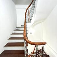 Bán nhà Phúc Lợi, DT 32m x 5 tầng, nhà mới về ở ngay, dân trí cao