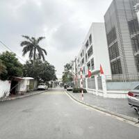 Bán nhà Phúc Lợi, DT 32m x 5 tầng, nhà mới về ở ngay, dân trí cao