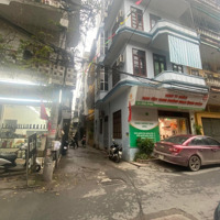 Bán Nhà Phân Lô Hoàng Quốc Việt, Ô Tô 7 Chỗ Ra Vào Thoải Mái, Dân Xây , 2 Thoáng