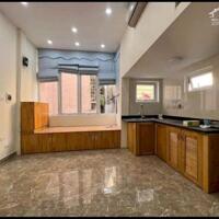 Cho thuê nhà ngõ Thông Phong, 4 tầng x 24m2, 2 ngủ, 3 WC, 10.5 Triệu (có TL)