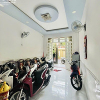 Nhà Siêu Víp Giá Đầu Tư Đường Thoại Ngọc Hầudiện Tích4X17, 3 Lầu Hẻm 6M