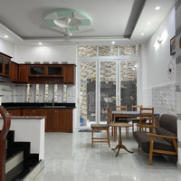 Cho Thuê Nhà Mặt Phố, 2 Lầu Sân Thượng 4 Phòng Ngủ 5 Vệ Sinh 20 Triệu, 75M2, Giá Ưu Đãi