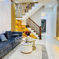 Cần Bán Nhà Minh Khai 41Mx4 Tầng,Mặt Tiền3,6M, 8,5 Tỷ. Liên Hệ: Em Nguyên 0969054228