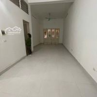 Cho Thuê Nhà Nguyên Căn 7 Tầng, Mới Đẹp, Thang Máy, Giá Bán 35 Triệu/Tháng Tại Đội Cấn, Ba Đình, Hà Nội