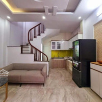 Bán Nhà Đẹp Phạm Văn Đồng, Cầu Giấy 38M2 X 5 Tầng Lô Góc, Gần Phố, Ngõ Thông Chỉ 6.X Tỷ