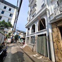 Bán Nhà Mặt Phố Định Công Hạ, 12.2 Tỷ-Kinh Doanh - Gra Ô Tô - Thang Máy -7 Tầng Ngõ Thông