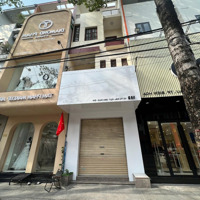 Bán Nhà Mặt Tiền 182 Võ Thị Sáu - Ngang 4M Dài 18M - 3 Tầng - Giá Bán 12,5 Tỷ Ktl - Miễn Tiếp Mg