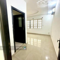 (Hot) Bánhẽm Xe Hơibạch Đằng Khu Sân Bay,Diện Tích6X15M 4 Tầng Đang Cho Thuê 30 Triệu/Tháng Giá Chỉ 13,5 Tỷ Tl
