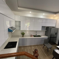 Nhà Đẹp Tây Hồ 65M*6T Thang Máy Oto Đỗ Cửa Liên Hệ: 0982286191
