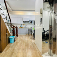 Nhà Đẹp Tây Hồ 65M*6T Thang Máy Oto Đỗ Cửa Liên Hệ: 0982286191