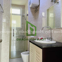 Cho Thuê Nhà 3 Tầng Khu Phạm Văn Đồng 4 Phòng Ngủhiện Đại Giá Rẻ-Toàn Huy Hoàng