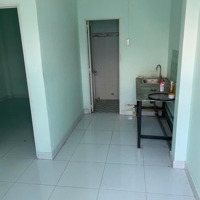 Cho Thuê Phòng Trọ Diện Tích 45 M2 Gồm Khách, Bếp, 1 Phòng Ngủ, Wc Hẻm Xe Hơi Gần Chung Cư Ricca