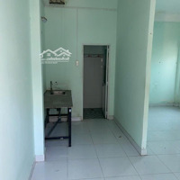 Cho Thuê Phòng Trọ Diện Tích 45 M2 Gồm Khách, Bếp, 1 Phòng Ngủ, Wc Hẻm Xe Hơi Gần Chung Cư Ricca