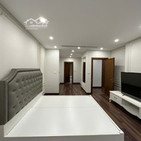 Cần Bán Căn Hộ Goldmark City 3 Phòng Ngủ- 145M2, Full Nội Thất Chỉ 8.X Tỷ, Liên Hệ: 0915867693
