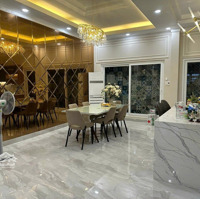 Nhà Đẹp Khu Sang - Villa Khu Hai Bà Trưng, Tđ, Q1 - (6,5 X 18M) - Kc 4 Tầng (5 Pn, 6Wc) - Giá Bán 28 Tỷ