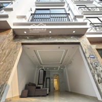 Bán Nhà Mới Ngõ 68 Cầu Giấy - Có Thang Máy Diện Tích 40M²X6 Tầng, Ô Tô Đỗ Cửa - Nhỉnh 11 Tỷ Ạ Sổ Đỏ