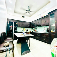 8.8 Tỉ, Nhà Đẹp Lạc Long Quân, Tây Hồ: 46M2 X 4 Tầng, Ô Tô Đỗ Cổng, An Sinh Tốt, Vào Ở Ngay