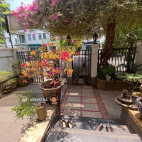 Siêu Phẩm Nhà Phố Vườn Lakeview Vị Trí Đẹp Kế Hồ Cảnh Quan Diện Tích Chuẩn 140M2(7X20) 4Tầng 23Tỷ