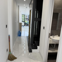 Cho Thuê Tầng 2 Mặt Phố 72 Nguyễn Hoàng, 9 Triệu, 56M2, 1 Phòng Ngủ 1 Vệ Sinh Nam Từ Liêm, Hn