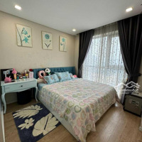 Tôi Cần Bán Căn Hộ 3 Phòng Ngủ Tại Nguyễn Huy Tưởng, Giá Hơn 7 Tỉ. 0918 999 125
