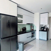 Bán Căn 2N2Vs Góc Tầng Cao View Cực Đẹp Và Thoáng, Full Nội Thất Sịn Sò Giá Cực Tốt 3 Tỷ 330 Thu Về