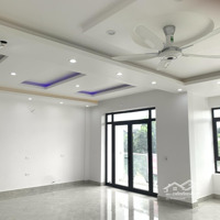 Chính Chủ Nhà Mặt Phố 353, Mới Đẹp Cho Thuê Giá Cao, Bán 13,5 Tỷ, 190.5M2, 5 Phòng Ngủ 5 Vệ Sinh 3 Tầng, Đông