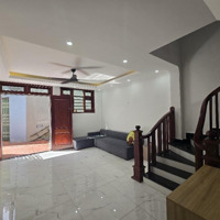 Bán Nhà Nguyễn Văn Cừ Gia Thụy Dân Xây 36M² X 5 Tầng Mới Đẹp Gần Ô Tô Đầy Đủ Tiện Ích Ở Ngay