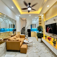 Bán Nhà Phố Thái Thịnh, Quận Đống Đa, Kd, Ngõ Thông, Ôtô Đỗ Cửa, 39M2, Mặt Tiền 4.3M, Chỉ 7.45 Tỷ