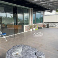 Chính Chủ Cần Bán Biệt Thự Mặt Biển Tp Hạ Long - Quảng Ninh