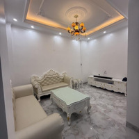 Trường Chinh- 40M - 9,3Tỷ. Thang Máy, Lô Góc. A2