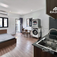 Cho Thuê Phòng Bancol Rộng Full Nội Thất Xịn Xò Cạnh Bên Đường 3/2, Ueh, Y Dược