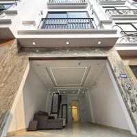 Bán Gấp Nhà Khu Vực Xuân Phương, Tây Mỗ, 40M2, 5T Thang Máy, Giá Bán 6.7 Tỷ, 20M Ra Ô Tô, Sát Vin Smart