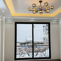 Bán Nhà Tại Cầu Giấy, 17,3 Tỷ, 55M2, 18 Phòng Ngủ 18 Vệ Sinh Mặt Tiền 6M