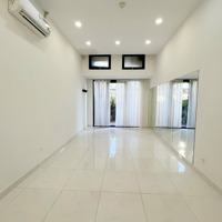 Cho Thuê Văn Phòng Làm Việc Officetel Giá Rẻ 10 Triệu The Sun Avenue - Có Ban Công Mát Mẻ 35M2