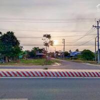 Mặt tiền đường Trần Phú, đoạn 61 ngay góc P Long Thành Trung Tx Hòa Thành. ⏩ DT sử dụng 10×27 130m2 ODT+CLN ⏩ Cao ráo, dân cư đông, vtri đẹp,phu hợp tất cả nhu cầu cho Ac ⏩ 479tr/m ngang TL
