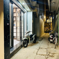 Ngay Gần Mặt Đường Đền Lừ, Oto Đỗ Gần,Nhà Xây Mới Cứng 5Tầng*Thang Máy* Diện Tích: 40M2 Giá Chưa Đến 200/M2