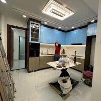 Cắt lỗ bán gấp nhà đẹp nở hậu HXH 6m Hậu Giang, P5, Q6. Giá chỉ 3tỷ8/căn 40m2. SHR. LH0348294171