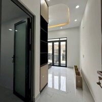Cắt lỗ bán gấp nhà đẹp nở hậu HXH 6m Hậu Giang, P5, Q6. Giá chỉ 3tỷ8/căn 40m2. SHR. LH0348294171