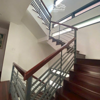 Chủ Gấp Bán! Bán Nhà Góc Mặt Tiền An Dương Vương F2 Q5 -Diện Tích4X20M 6 Tầng Hđt 88 Triệu Giá Bán 30 Tỷ