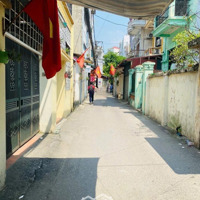 Bán Đất Tặng Nhà C4 Đang Kinh Doanh Ngõ Thông, Oto Giá Chào 10 Tỷ Ctl